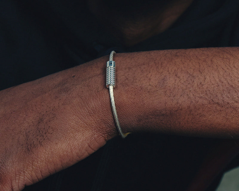 bracelet câble guilloché pyramide le 9g