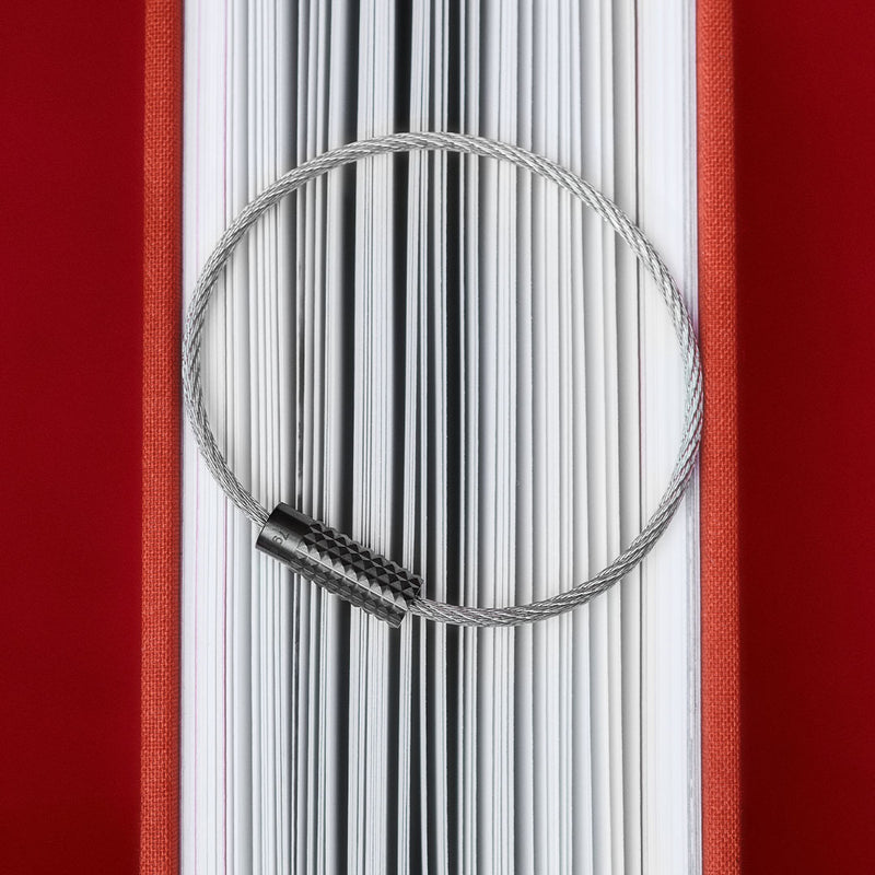 focus : bracelet câble guilloché pyramide le 7g