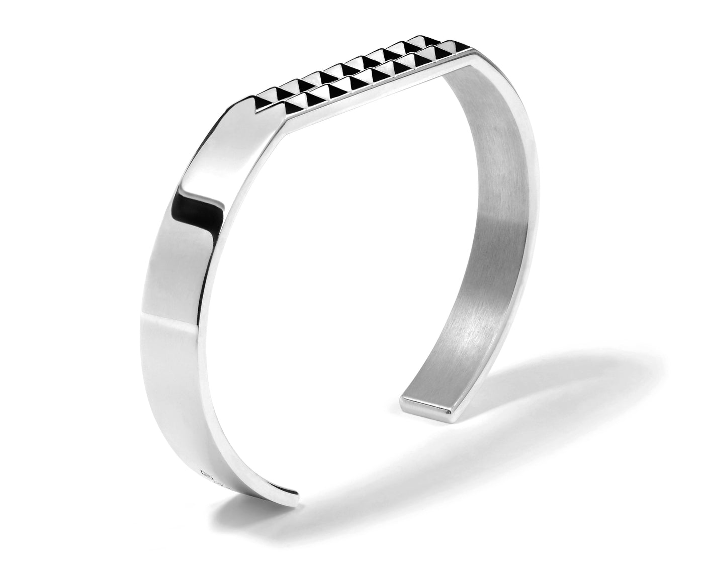 pyramid flat ribbon bracelet le 25g
