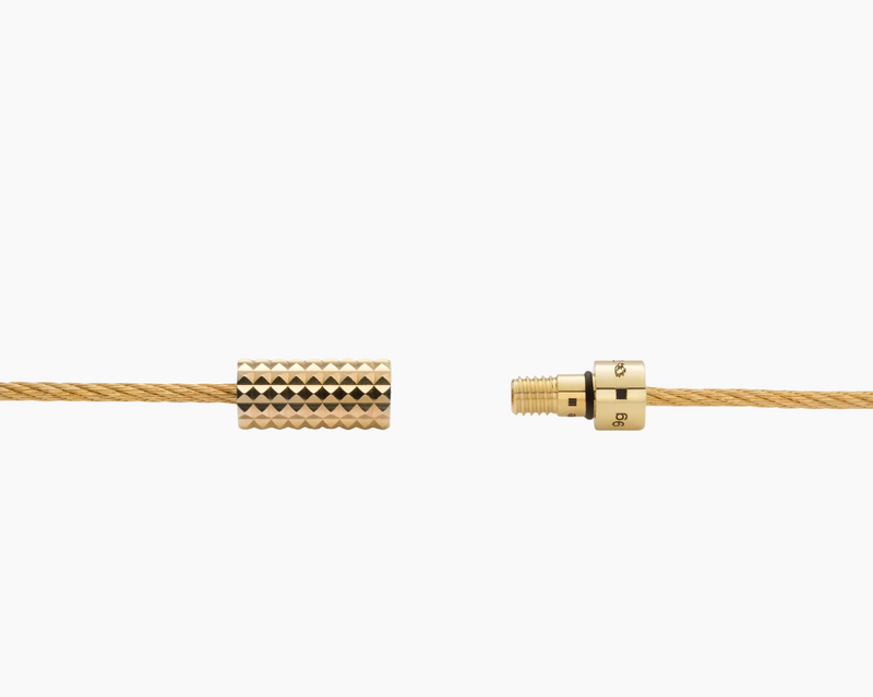 pyramid guilloche cable bracelet le 11g