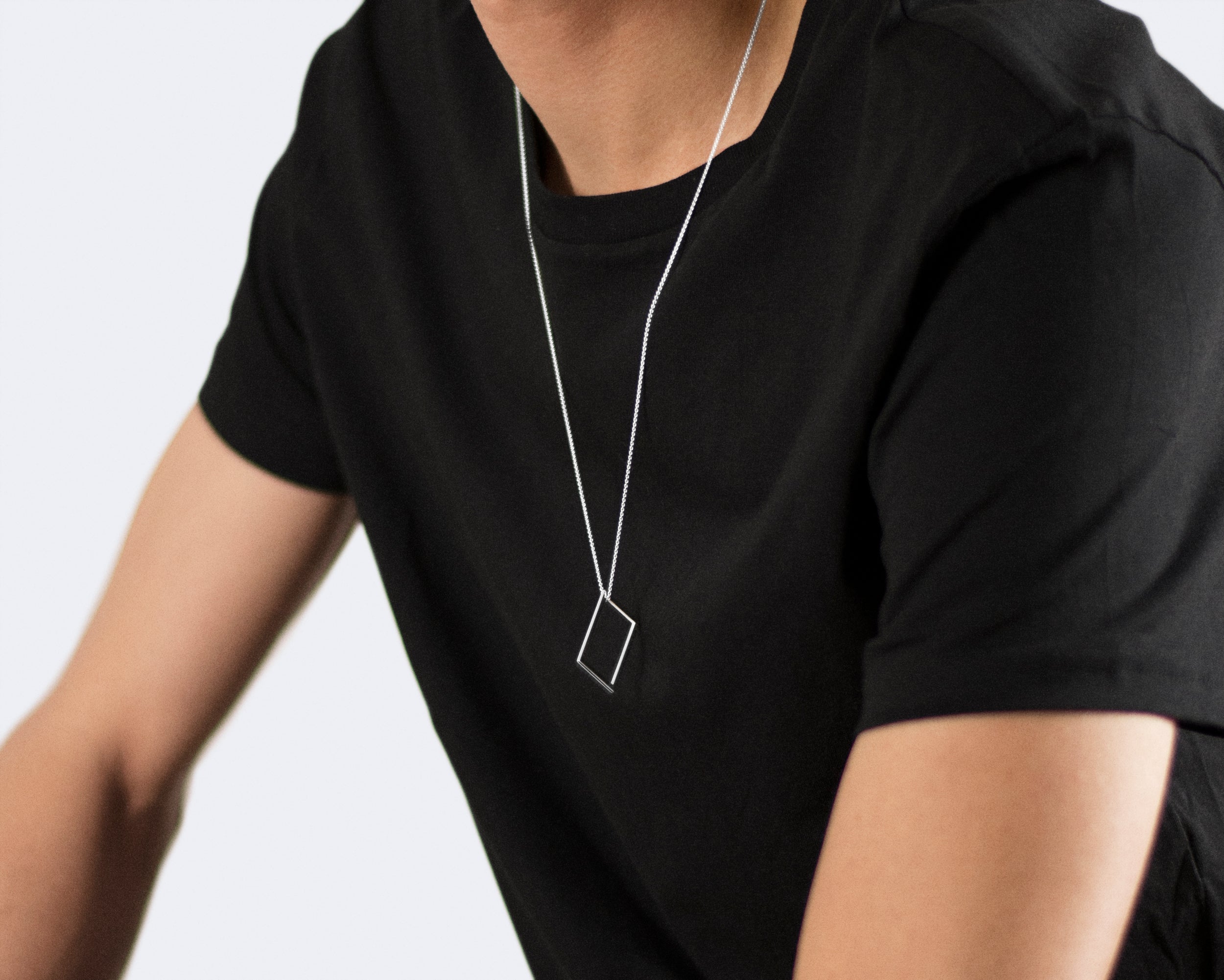 collier rectangle le 2,6g