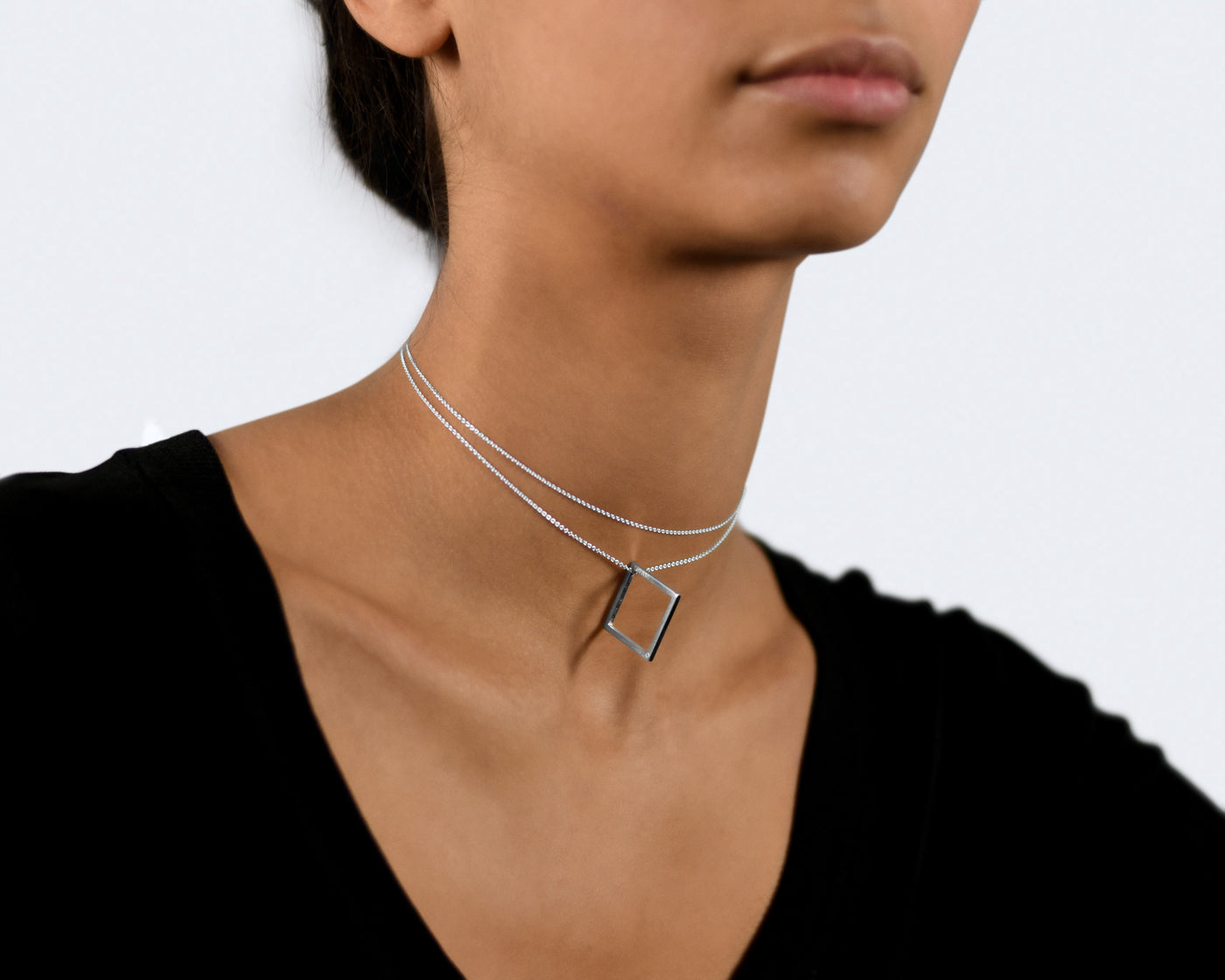 square necklace le 1.7g